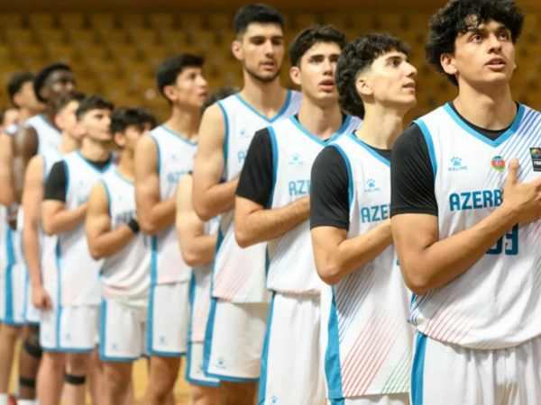 Millimiz Çexiya oyunu öncəsi vacib qələbə qazandı