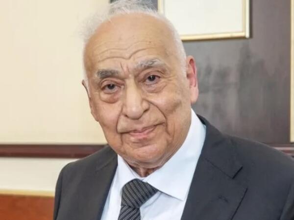 İkram Kərimov vəfat etdi