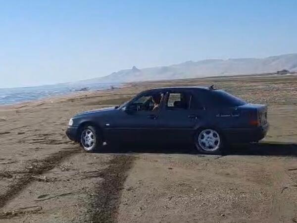 Siyəzəndə avtoxuliqanlıq edən iki sürücü saxlanılıb - <span class="color_red">(Video)</span>