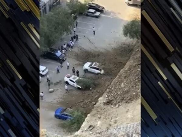 Bakıda maşınlar torpağın altında qaldı - <span class="color_red">(Video)</span>