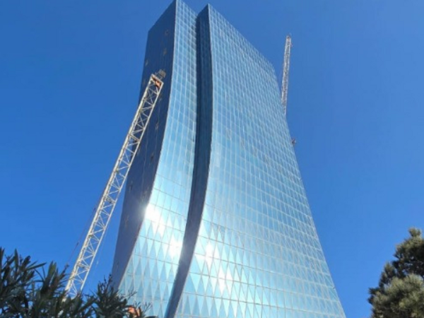Mərkəzi Bank “Modenis”in lisenziyasını ləğv etdi