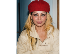 Xalq artistinin illər əvvəlki fotosu müzakirə yaratdı - <span class="color_red">(Foto)</span>
