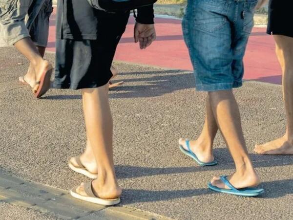Bu tərliklər ayağın formasını dəyişə bilər