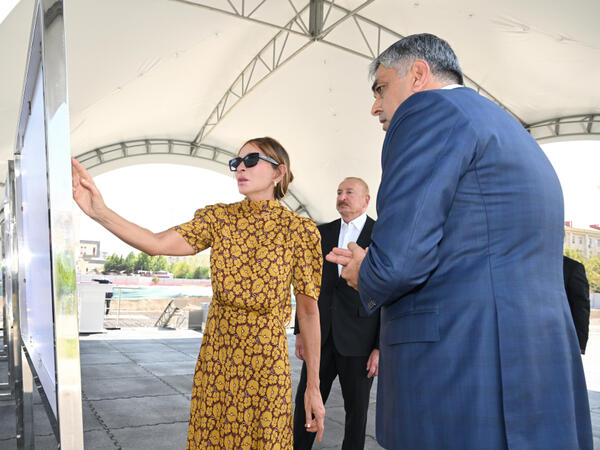 İlham Əliyev və Mehriban Əliyeva “Naxçıvan” Mehmanxana Kompleksinin təməlqoyma mərasimində iştirak ediblər <span class="color_red">(Foto)</span>