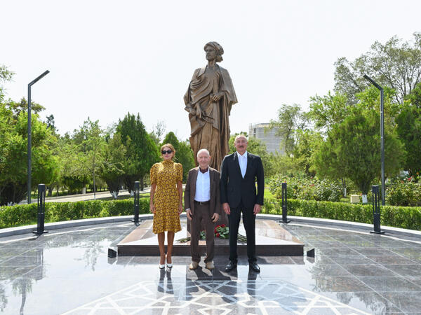İlham Əliyev və Mehriban Əliyeva Əcəmi Naxçıvaninin abidəsinin açılışında iştirak ediblər <span class="color_red">(Foto)</span>