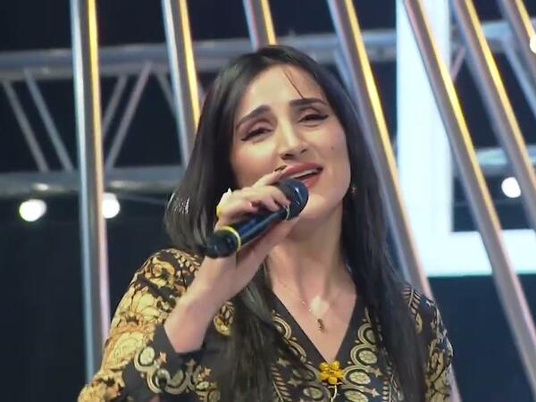 21 kiloqram arıqlayan müğənni Leyla sirrini açıqladı - <span class="color_red">(Video)</span>