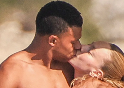 Mbappe sevgilisi ilə dodaq-dodağa - <span class="color_red">(Fotolar)</span>