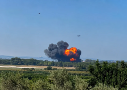 Türkiyədə F-16 qırıcısı qəzaya uğradı - Pilot sağ qalıb