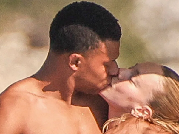 Mbappe sevgilisi ilə dodaq-dodağa - <span class="color_red">(Fotolar)</span>