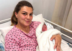 Təcili tibbi yardım maşınında ana oldu - <span class="color_red">(Foto)</span>