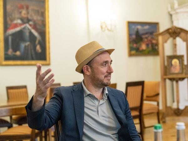 "Forbes"un baş redaktoru işdən çıxarıldı