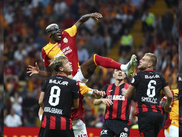"Qalatasaray" 10 nəfər qalan debütantla doğma meydanda bacarmadı