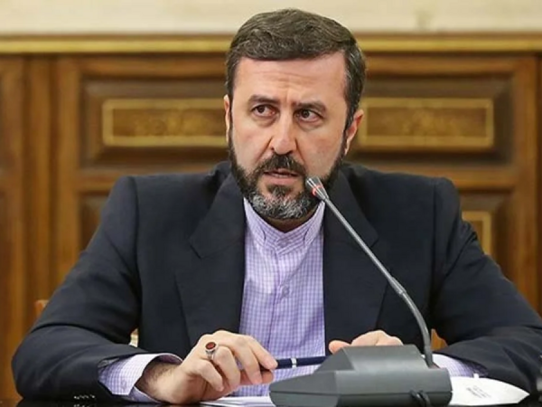 "Hörmüz boğazı yalnız İranın əmri ilə bağlanır və açılır"