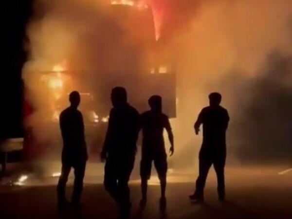 Rusiyadan gələn yük avtomobili Cəlilabadda yandı - <span class="color_red">(Video)</span>