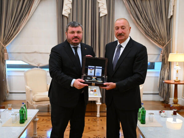Səfir: Prezident İlham Əliyevə “İrpen şəhərinin fəxri vətəndaşı” vəsiqəsini təqdim etməkdən məmnunam