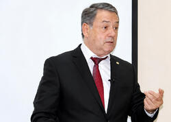 General oğlu işdən çıxarıldı