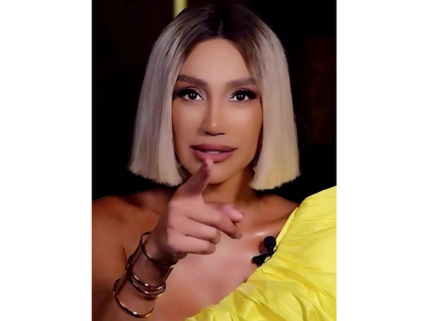 Röyanın gündəm olan videosu: "Səni sevirəm..."