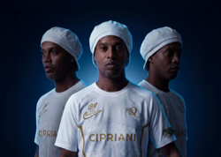 Ronaldinyo İtaliya klubuna transfer olundu