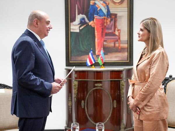 Azərbaycanın Kosta Rikadakı səfiri etimadnaməsini təqdim edib - <span class="color_red">(Foto)</span>