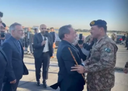 Pakistanın Baş Qərargah rəisi Tehrana səfər edib
