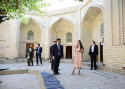 Leyla Əliyeva ilk Buxara Biennalesinin əsərləri ilə tanış olub - <span class="color_red">(Foto)</span>