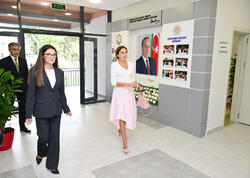 Birinci vitse-prezident Mehriban Əliyeva, qızları Leyla Əliyeva və Arzu Əliyeva Bakıda 352 saylı körpələr evi-uşaq bağçasının açılışında iştirak ediblər - (Foto)