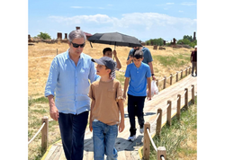 "Polat Alemdar" oğulları ilə fotolarını yaydı