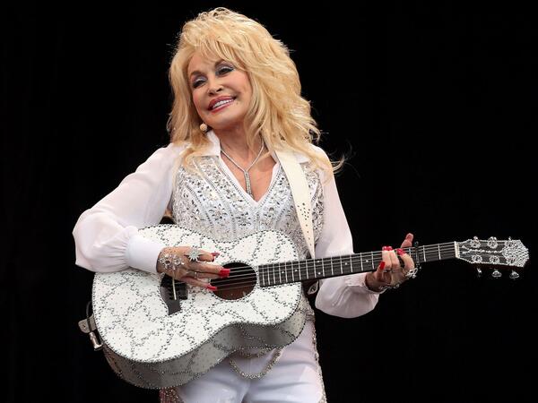 Amerikalı müğənni Dolli Parton vəfat edib