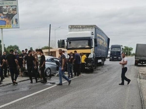 Şabranda ağır qəza: Ölən var