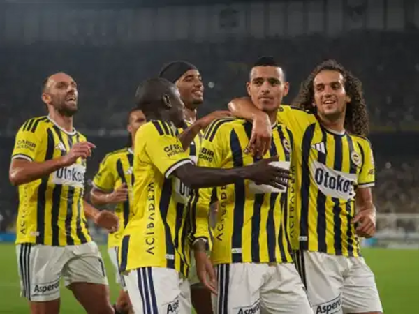 “Fənərbağça” 18 il sonra ÇL-nın əsas mərhələsində