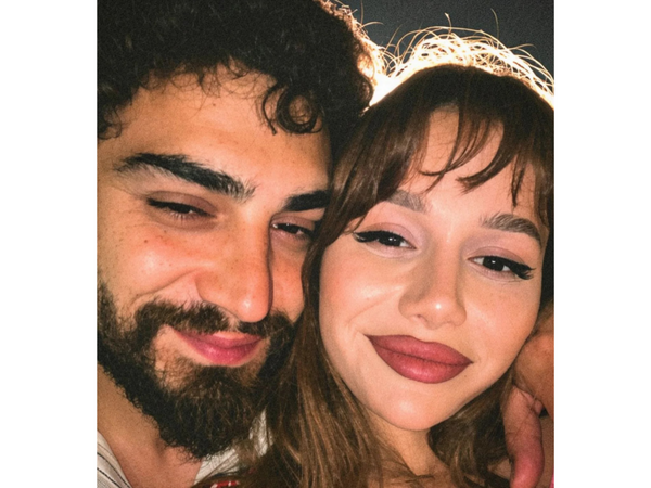 Azərbaycanlı bloqer cütlüyün rəqsi birmənalı qarşılanmadı - <span class="color_red">(Video)</span>
