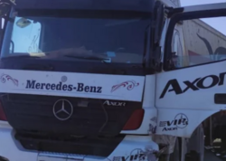 Ağdaşda iki yük maşını toqquşdu - Ölən var