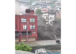 Nepalın yarısı yuyulub: Qiyamət kimi fəlakətin görüntüləri - <span class="color_red">(Video)</span>