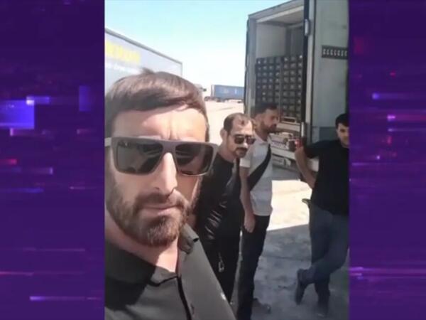 Azərbaycanlı sürücülər sərhəddə qalıb - 100 minlik məhsul xarab oldu - <span class="color_red">(Video)</span>