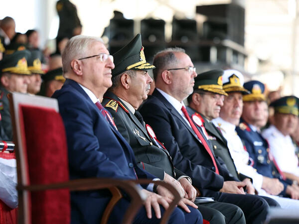 Zakir Həsənov Türkiyədə hərbi məktəblərin buraxılış mərasimlərində iştirak edib - <span class="color_red">(Foto)</span>