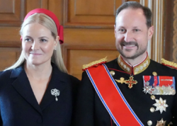 Norveçin yeni kralı parlamentdə and içdi