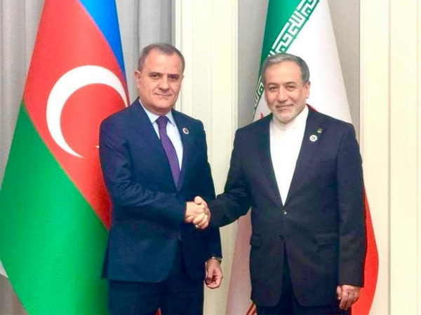 Azərbaycan-İran münasibətlərinin inkişaf perspektivləri müzakirə edilib