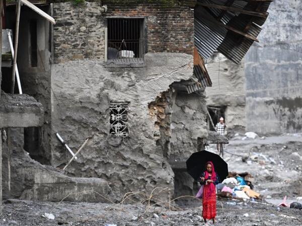Nepalda sel fəlakətində ölənlərin sayı 1204-ə çatıb