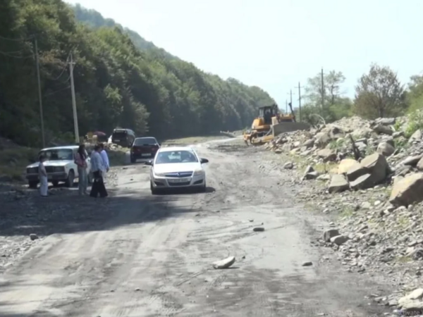 Qəbələ-Laza yolu keçilməz hala düşdü - <span class="color_red">(Video)</span>