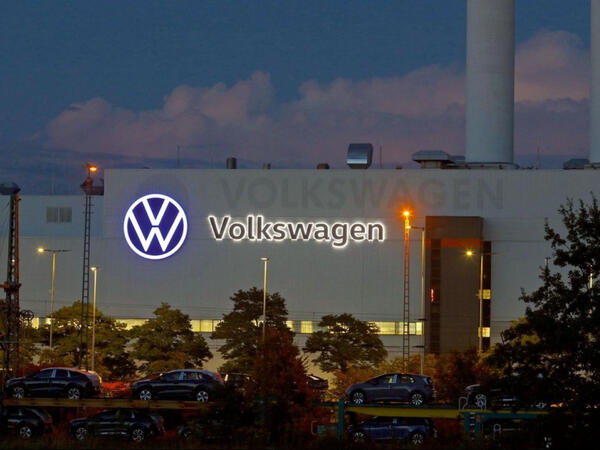 “Volkswagen” 50 min iş yerini ixtisar edəcək, 4 zavodun isə...