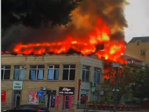 Xırdalanda güclü yanğın olub - <span class="color_red">(Video)</span>