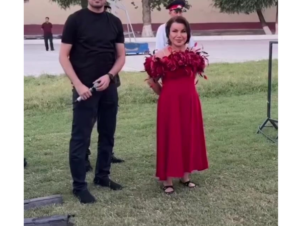 Yıldız Usmanovanın son görüntüsü müzakirə yaratdı – “Doğrudanmı özüdür?” - <span class="color_red">(Video)</span>