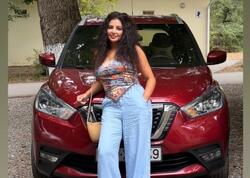 Xəyalə Quliyeva “Maşın şou”da qazandığı avtomobillə foto paylaşdı