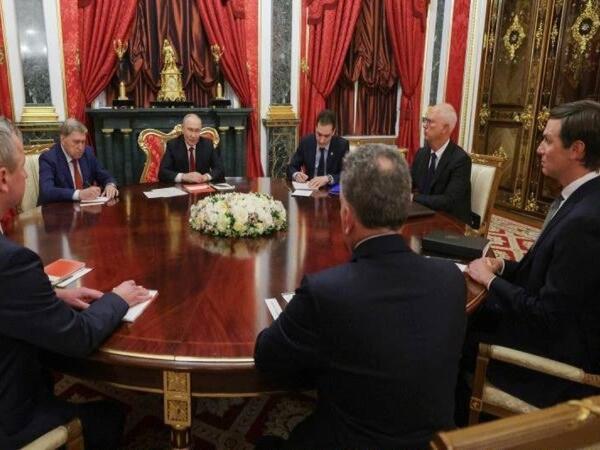 Putin: Kiyevə zərbələrin dayandırılması xahişi rəsmi kanallarla daxil olub