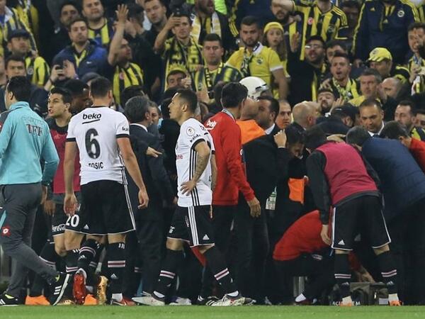 "Fənərbağça" uduzdu, azarkeş öldü
