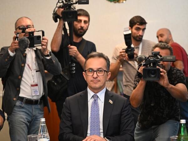 Azərbaycan və Ermənistan sülhə doğru irəlilədikcə, bu film yanıldıcı mənzərə yaradır