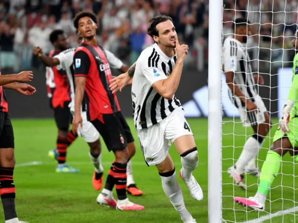 "Yuventus" "Milan"la heç-heçə etdi
