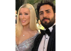 Seda Sayanın əri ilə romantik anları: "O qədər gözəlsən, "Ay kimsən"" - <span class="color_red">(Video)</span>