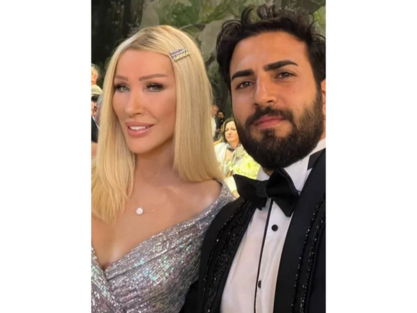 Seda Sayanın əri ilə romantik anları: "O qədər gözəlsən, "Ay kimsən"" - <span class="color_red">(Video)</span>