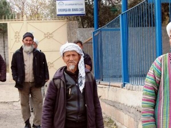 10 günə 100 min özbək Rusiyadan getdi